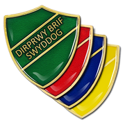 Dirprwy Brif Swyddog Shield Badge by School Badges UK